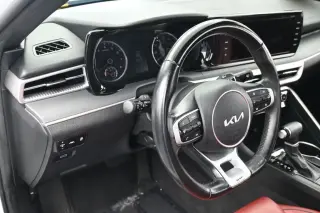 Kia K5 2023 GT-Line sedán de 4 puertas