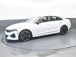 Kia K5 2023 GT-Line sedán de 4 puertas