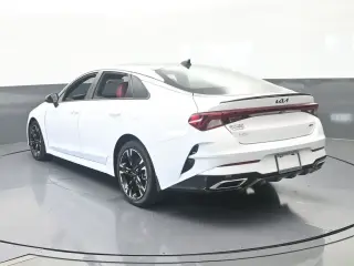 Kia K5 2023 GT-Line sedán de 4 puertas
