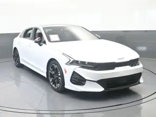 Kia K5 2023 GT-Line sedán de 4 puertas