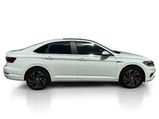 Volkswagen Jetta 2019 SEL Premium Sedán 4 puertas con paquete CWP