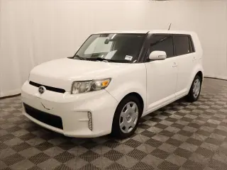 Scion xB 2013 Serie 10 4dr Vagón 4A