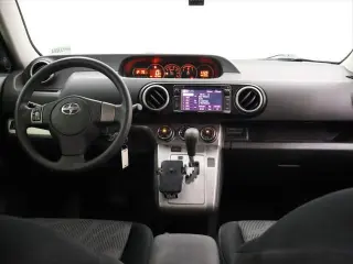 Scion xB 2013 Serie 10 4dr Vagón 4A