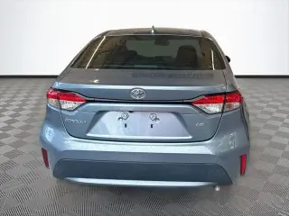 Toyota Corolla 2020 LE Sedán de 4 puertas