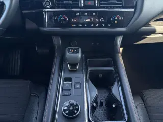 Nissan Pathfinder 2024 AWD Rock Creek SUV de 4 puertas