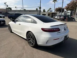 Mercedes-Benz Clase E 2021 E 450 cupé de 2 puertas