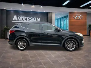 Hyundai SANTA FE Sport 2017 2.4L SUV de 4 puertas