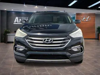 Hyundai SANTA FE Sport 2017 2.4L SUV de 4 puertas