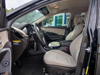 Hyundai SANTA FE Sport 2017 2.4L SUV de 4 puertas