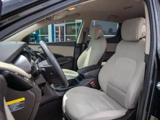 Hyundai SANTA FE Sport 2017 2.4L SUV de 4 puertas