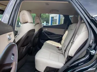 Hyundai SANTA FE Sport 2017 2.4L SUV de 4 puertas