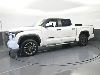 Toyota Tundra 2023 4x4 Limited HV 4dr CrewMax Cab Pickup SB