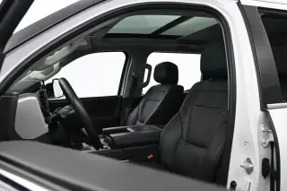 Toyota Tundra 2023 4x4 Limited HV 4dr CrewMax Cab Pickup SB
