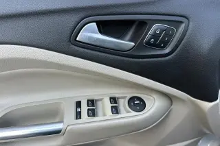 Ford Escape 2015 Titanium SUV de 4 puertas