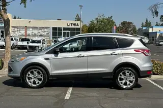 Ford Escape 2015 Titanium SUV de 4 puertas