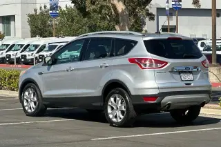 Ford Escape 2015 Titanium SUV de 4 puertas