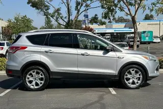 Ford Escape 2015 Titanium SUV de 4 puertas