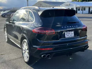 2017 Porsche Cayenne