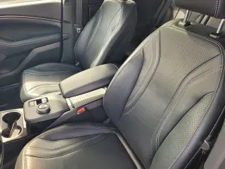 Ford Mustang Mach-E 2023 Premium SUV de 4 puertas