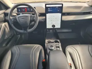 Ford Mustang Mach-E 2023 Premium SUV de 4 puertas