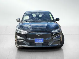 Ford Mustang Mach-E 2023 Premium SUV de 4 puertas