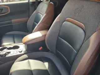 Ford Bronco Sport 2024 AWD Outer Banks SUV de 4 puertas