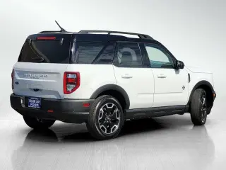 Ford Bronco Sport 2024 AWD Outer Banks SUV de 4 puertas