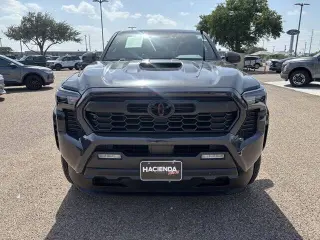 Toyota Tacoma 2024