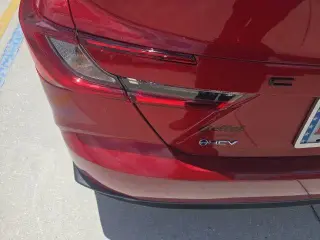 Toyota Camry 2026 SE Sedán de 4 puertas