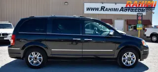 2010 Chrysler Town and Country