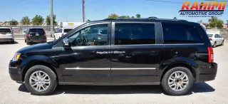 2010 Chrysler Town and Country