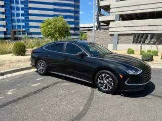 2022 Hyundai Sonata Hybrid
