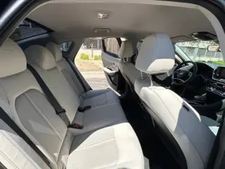 2022 Hyundai Sonata Hybrid