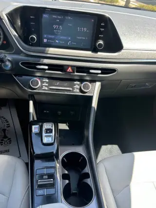 2022 Hyundai Sonata Hybrid