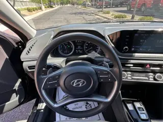 2022 Hyundai Sonata Hybrid