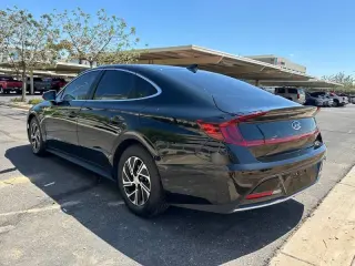 2022 Hyundai Sonata Hybrid