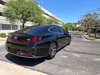 2022 Hyundai Sonata Hybrid