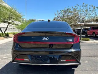 2022 Hyundai Sonata Hybrid