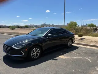 2022 Hyundai Sonata Hybrid