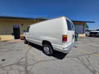 1993 Ford E-250