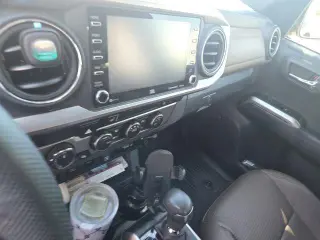 Toyota Tacoma 2023 4x4 Limited 4p Cab Doble 5.0 ft SB