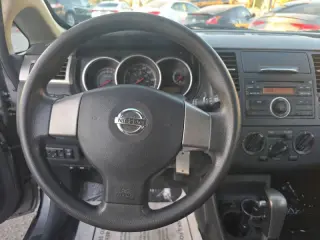 Nissan Versa 2012