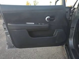 Nissan Versa 2012