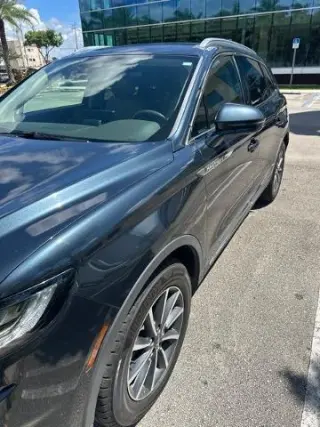 Lincoln Nautilus 2022 Estándar 4p SUV