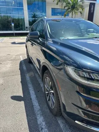 Lincoln Nautilus 2022 Estándar 4p SUV