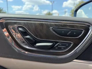 Lincoln Continental 2018