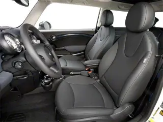 Mini Cooper 2010 Base 2dr Hatchback