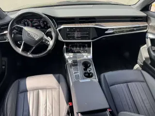 Audi A6 2023 AWD quattro Premium 45 TFSI 4dr Sedán
