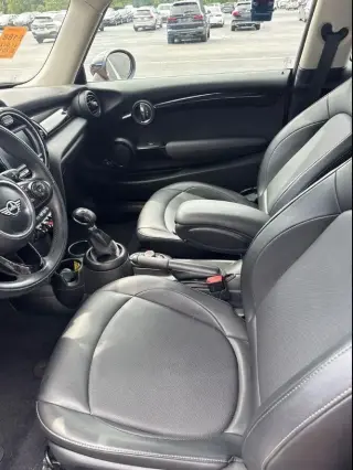 Mini Hardtop 2 puertas 2019 Cooper 2dr Hatchback