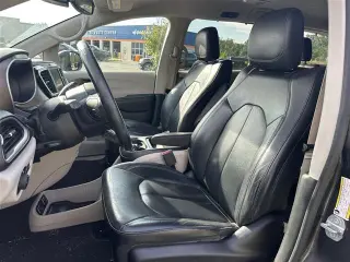 Chrysler Pacifica 2019 Touring L 4dr Mini-Van